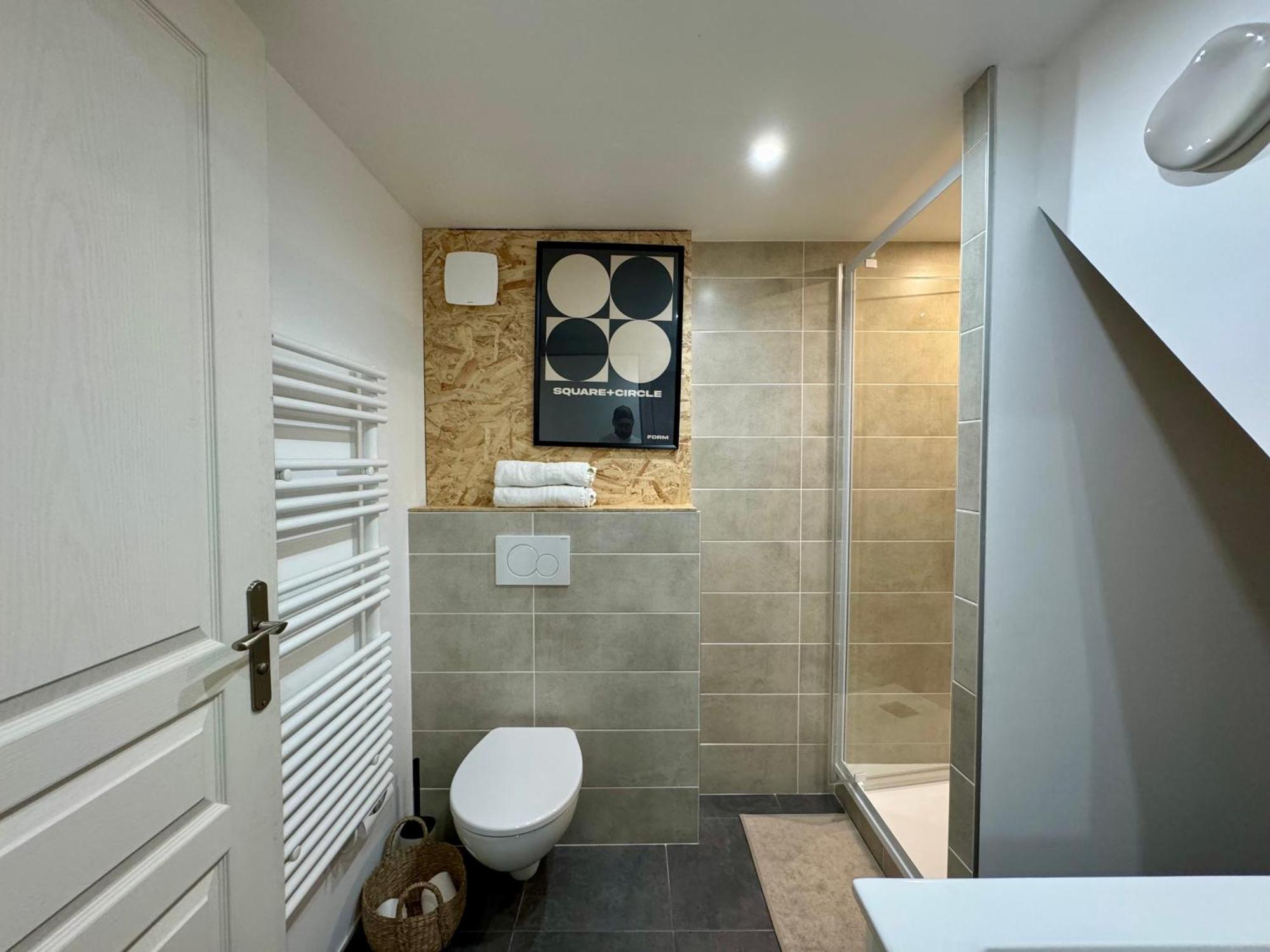 Suite Elias Villeurbanne Exterior foto